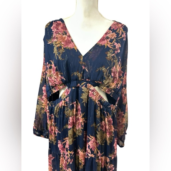 Sofia Jeans Women's Cutout Maxi Dress with sheer Long Sleeves Size 3X - Picture 2 of 9